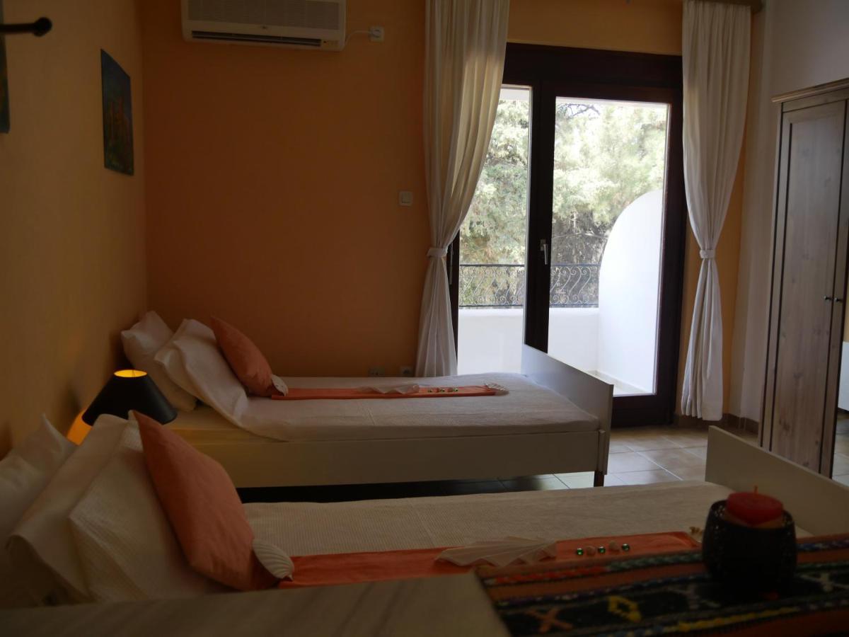 Helios-Rhodos-Apartments Koskinou  Eksteriør billede
